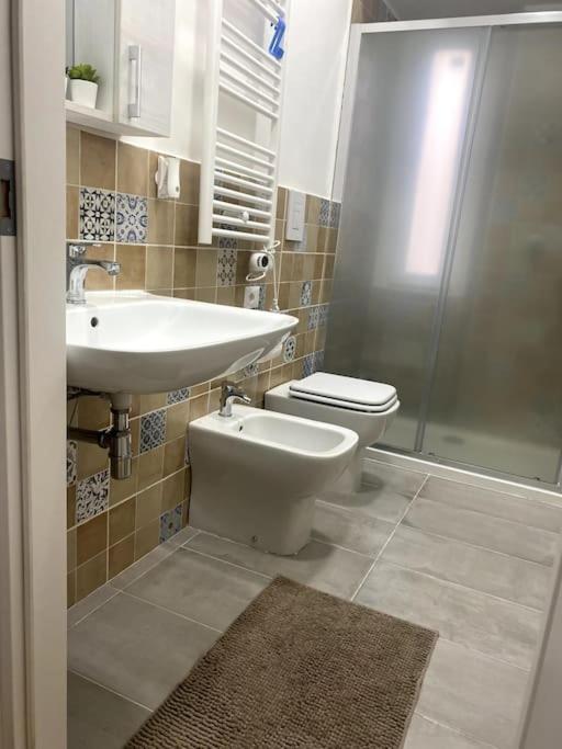 Milano Centrale Cozy Aparment Free Wifi Leilighet Eksteriør bilde