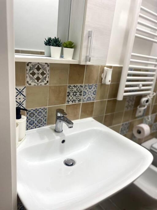Milano Centrale Cozy Aparment Free Wifi Leilighet Eksteriør bilde